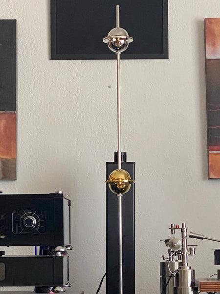 VibratronSX-stand-tall-gold-